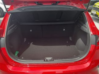 KIA ceed 1,6 CRDi 48V Silber