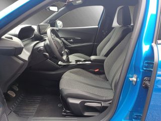 Peugeot 2008 PureTech 100 S&S Allure 6-Gang-Manuell