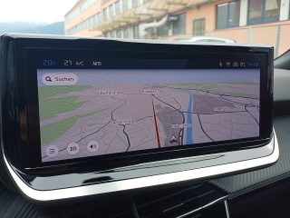 Peugeot 2008 PureTech 100 S&S Allure 6-Gang-Manuell