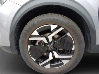 Peugeot 2008 PureTech 100 S&S Allure 6-Gang-Manuell