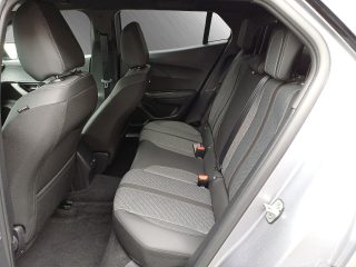 Peugeot 2008 PureTech 100 S&S Allure 6-Gang-Manuell