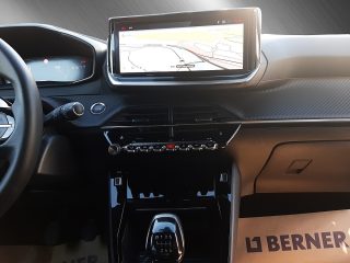 Peugeot 2008 PureTech 100 S&S Allure 6-Gang-Manuell