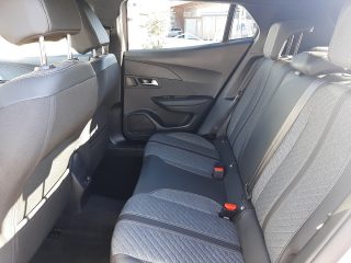 Peugeot 2008 PureTech 100 S&S Allure 6-Gang-Manuell