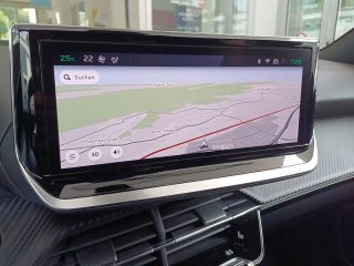 Peugeot 2008 PureTech 100 S&S Allure 6-Gang-Manuell