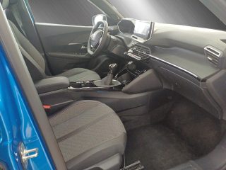 Peugeot 2008 PureTech 100 S&S Allure 6-Gang-Manuell