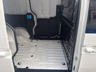 KIA PV5 Cargo 4DR 71,2kWh L2H1 Pure