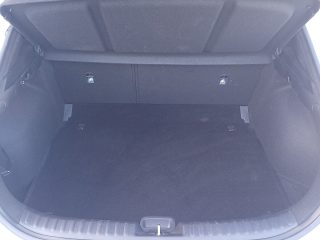 KIA Xceed 1,5 TGDI 48V GPF Silber DCT