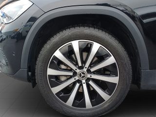 Mercedes-Benz GLA 200 d Progressive 4Matic