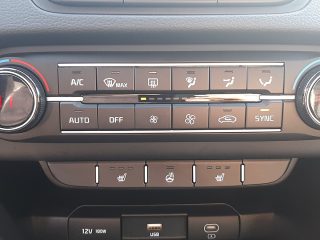 KIA Xceed 1,0 TGDI GPF Silber