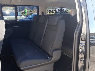 Opel Vivaro Kombi. XL. Diesel 180PS AT8