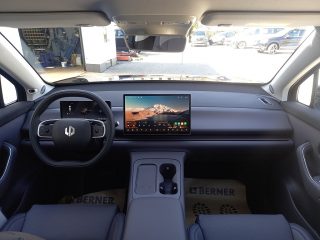 Leapmotor C10 Hybrid EV - Design