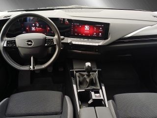 Opel Astra 1,2 Turbo Business Edition