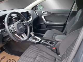 KIA Xceed 1,5 TGDI 48V GPF Silber DCT