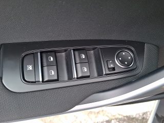 KIA Xceed 1,5 TGDI 48V GPF Silber DCT