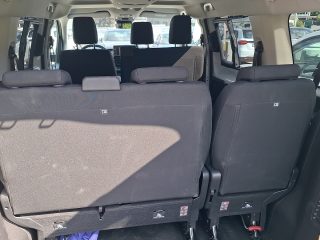 Opel Vivaro Kombi 2,2 Diesel L Aut. 9-Sitzer